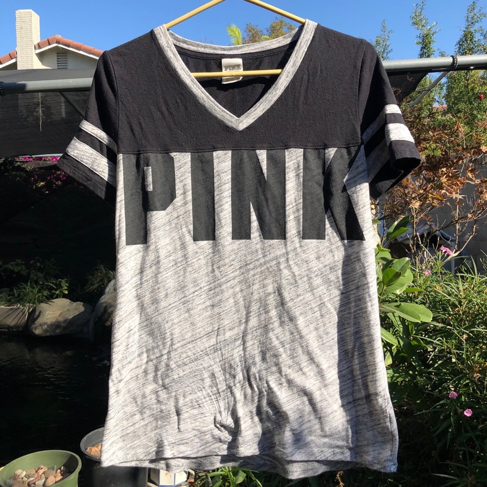 pink shirt